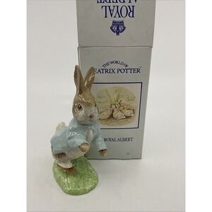 Vintage 1989 Peter Rabbit Figurine Royal Albert England Easter Spring Decor